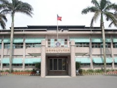 北監大門